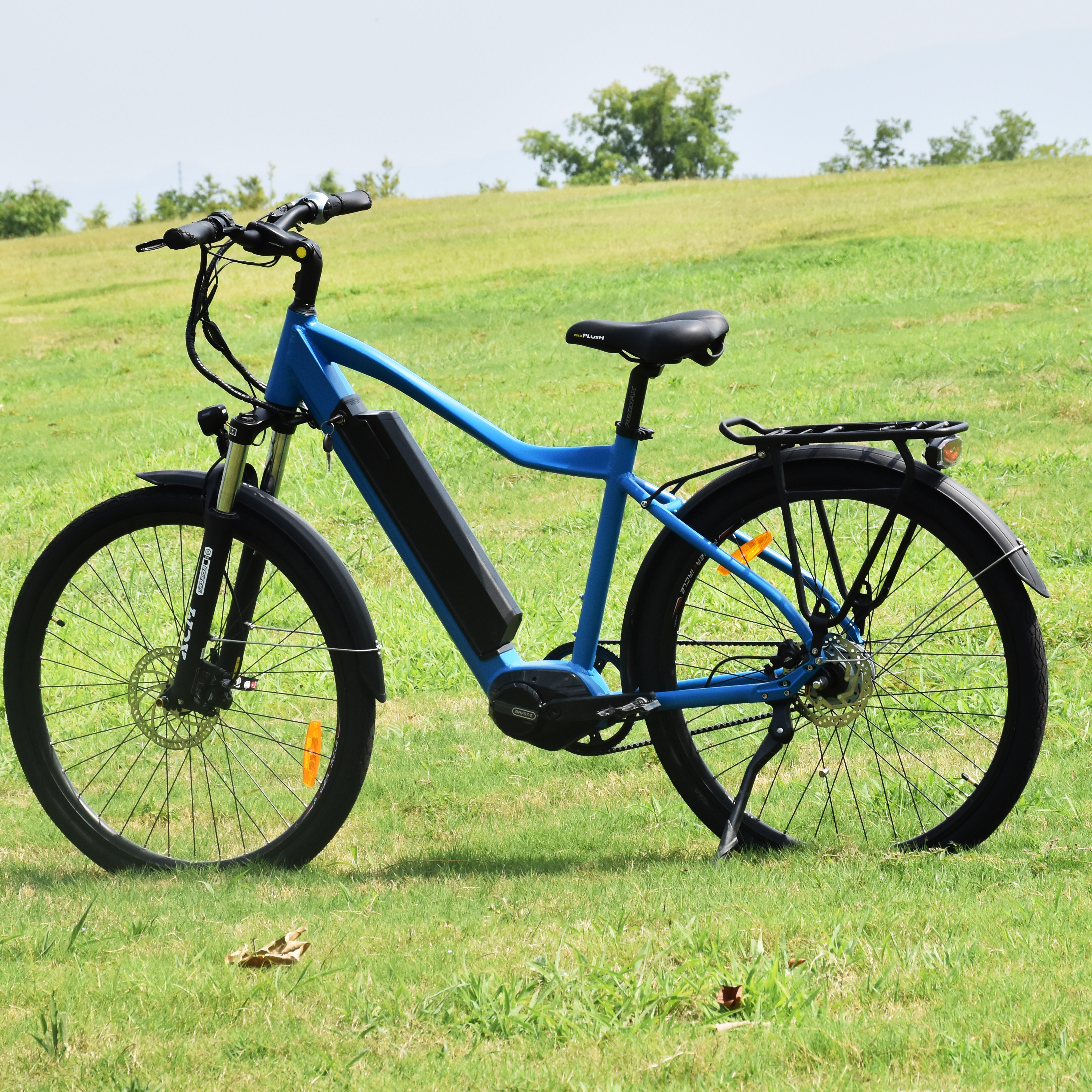 Elektrisches Stadtfahrrad mit Riemenantrieb und Shimano-Innengeschwindigkeit, 250-W-Stadtfahrrad für den täglichen Pendelverkehr 